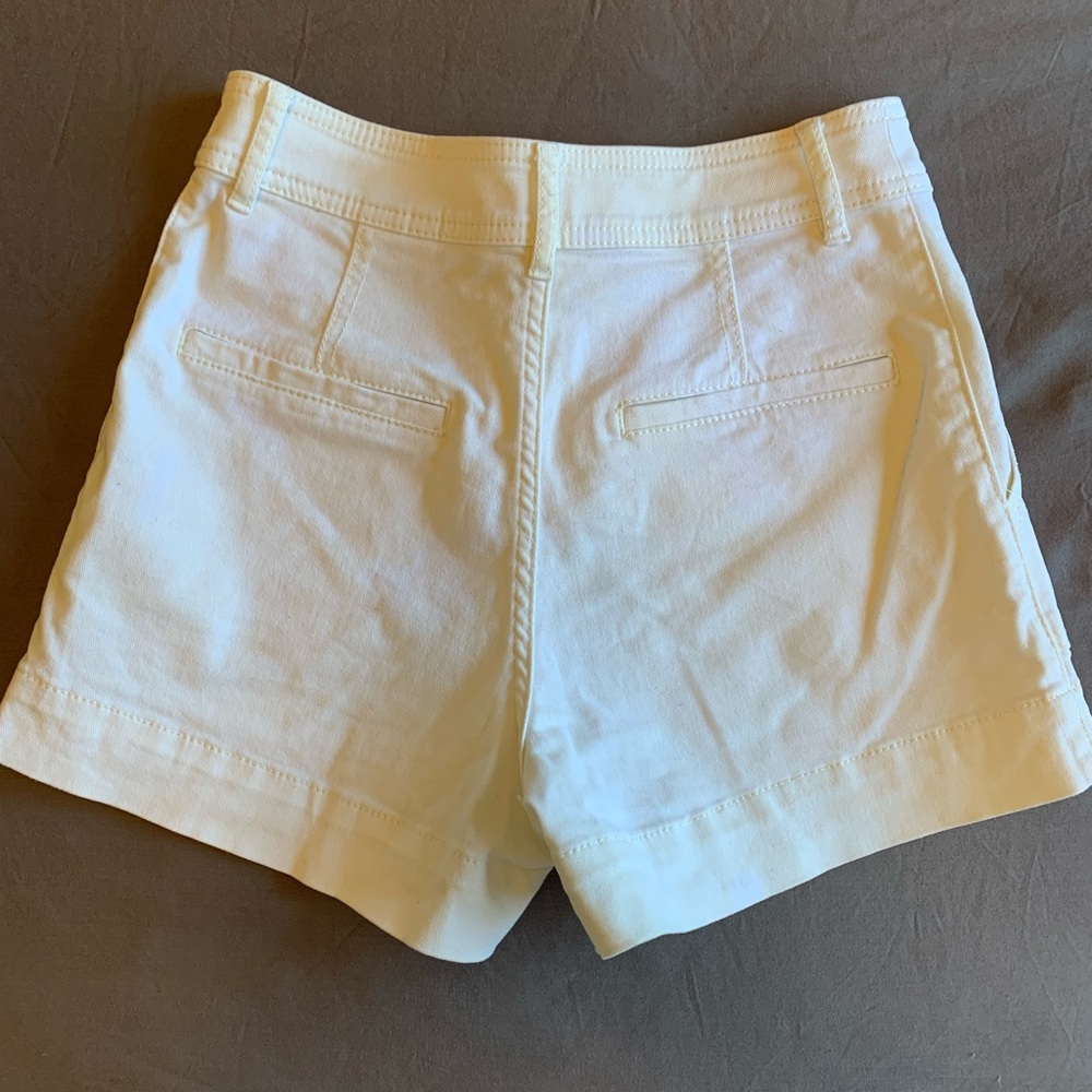 H&M shorts - Picture 2 of 2